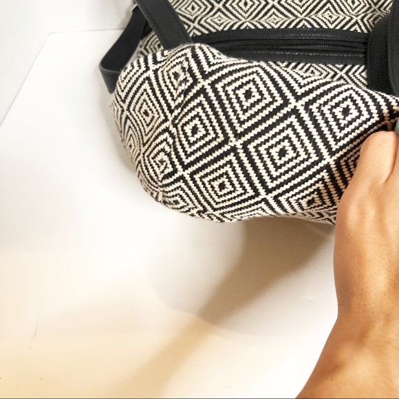 Thirty-One black white diamond shoulder bag - Picture 4 of 8